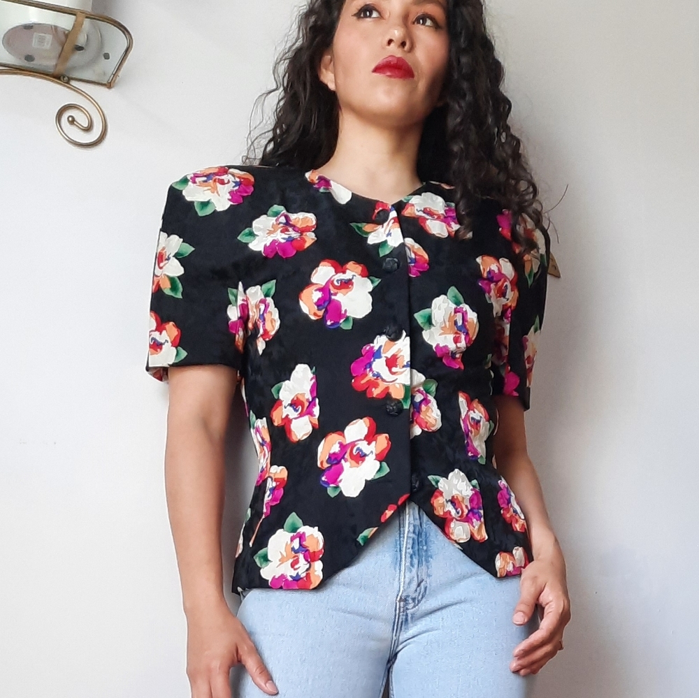 Vintage Maggy London silk Floral Button-down blous